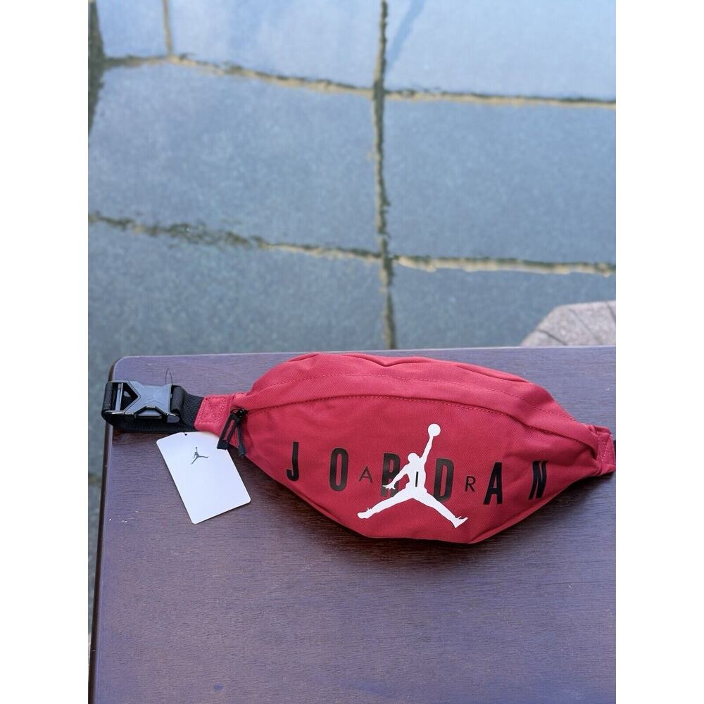 NIKE‎ AIR JORDAN CROSSBODY 9B0533-R78